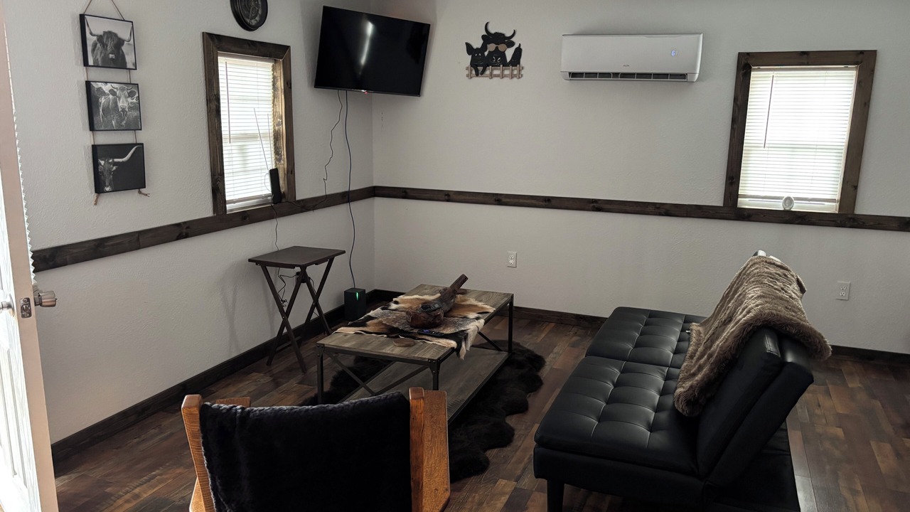 Photo of Livingroom in Dunlap
