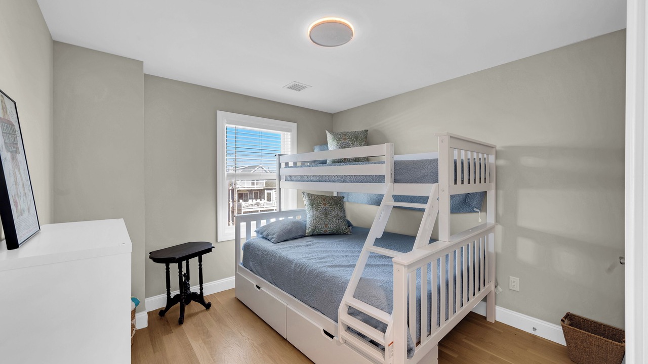Photo of Bedroom in Ortley Beach