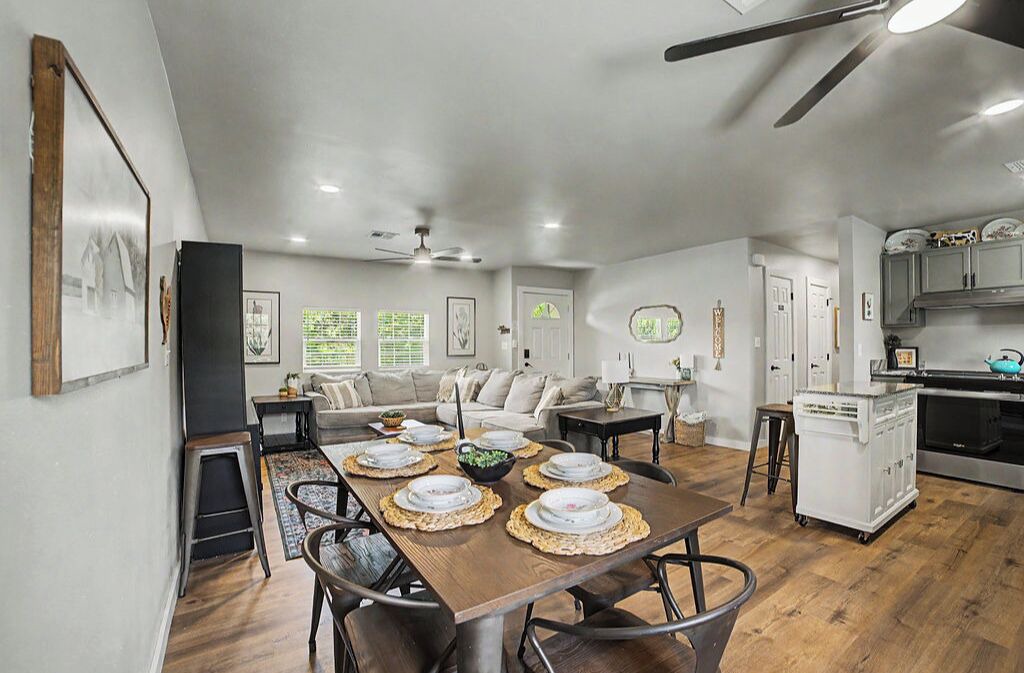 Photo of Livingroom in Claremore