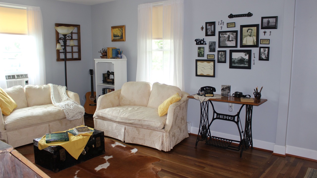 Photo of Livingroom in Madison