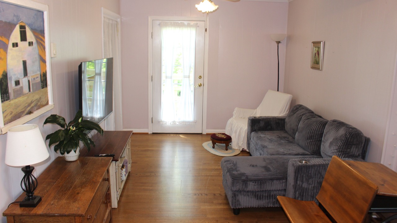 Photo of Livingroom in Madison