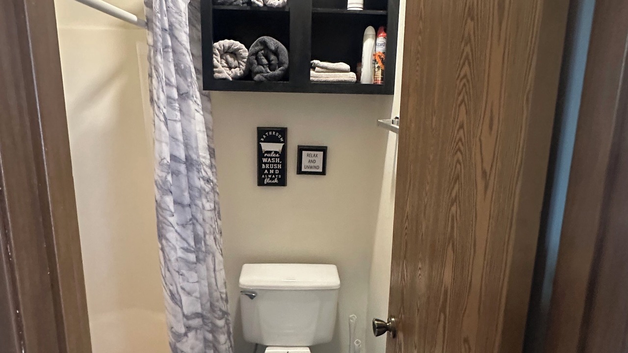 Photo of Bathroom in Monroe City