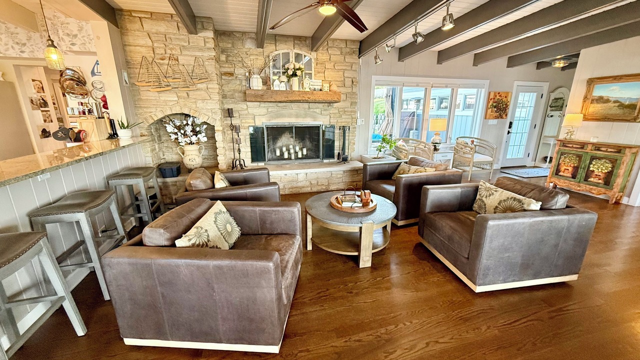 Photo of Livingroom in Ingleside
