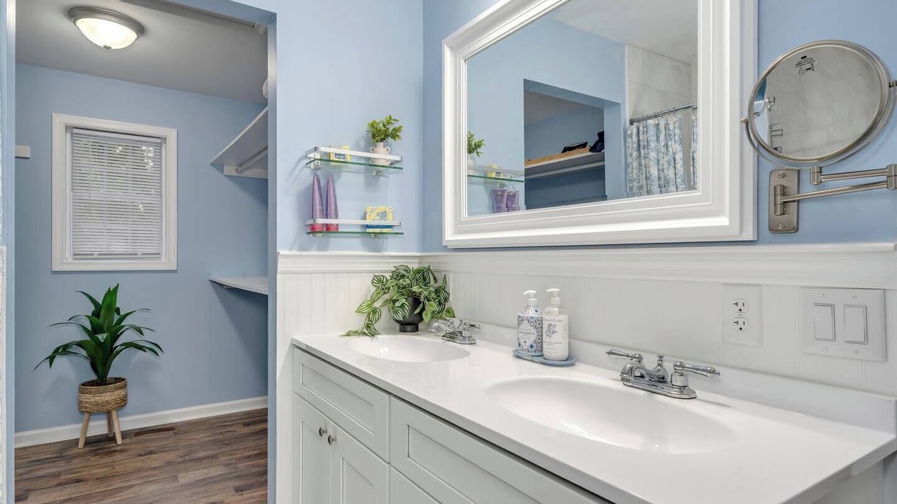 Photo of Bathroom in Del Haven