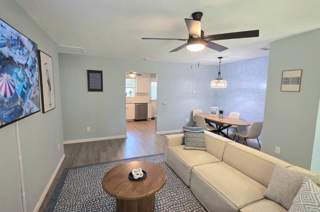 Photo of Livingroom in Somers Point