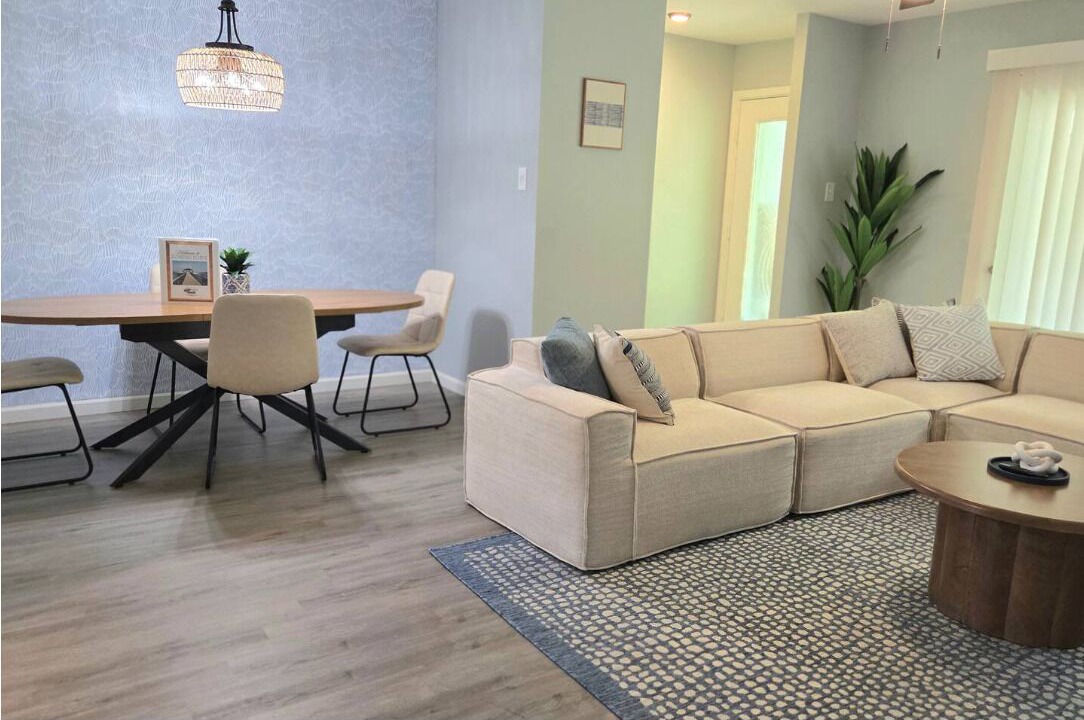 Photo of Livingroom in Somers Point