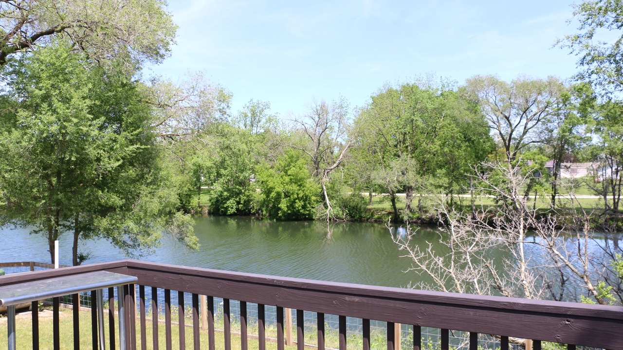 Photo of Outdoor in Waucoma