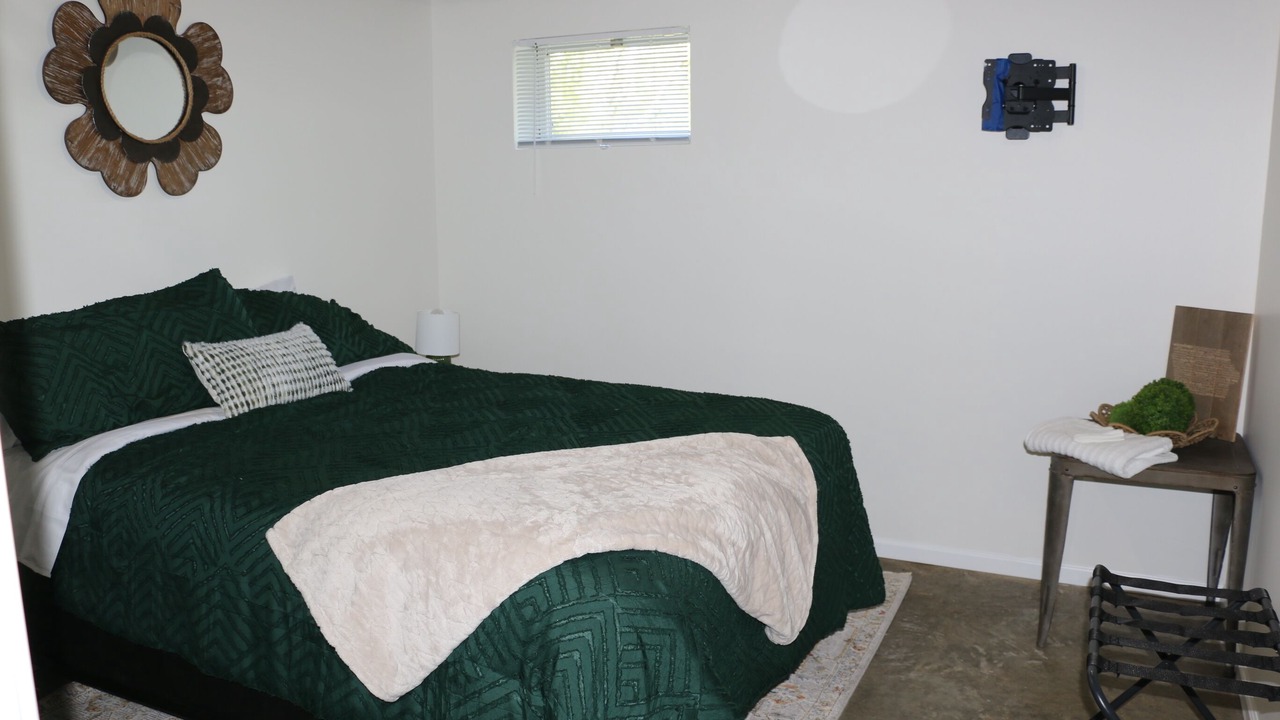 Photo of Bedroom in Waucoma