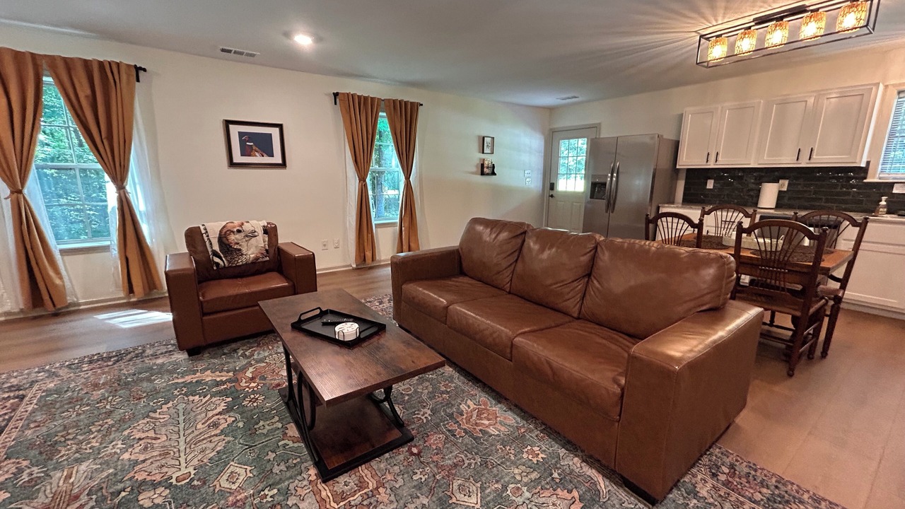 Photo of Livingroom in Mount Pleasant