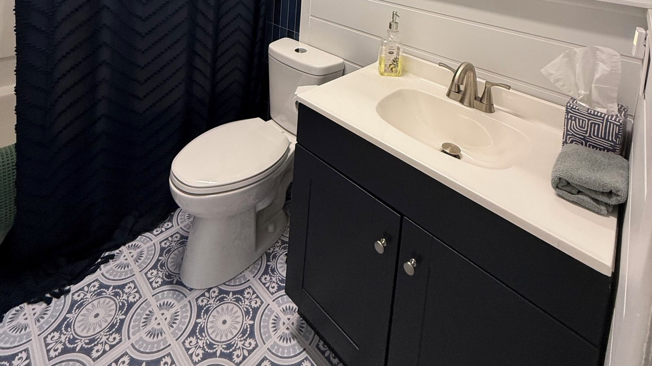 Photo of Bathroom in Erma