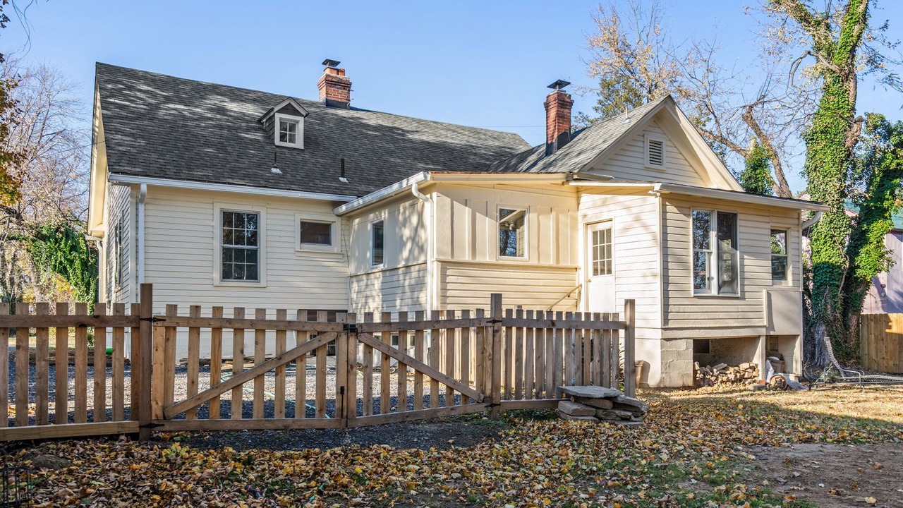 Photo of Outdoor in Marshall