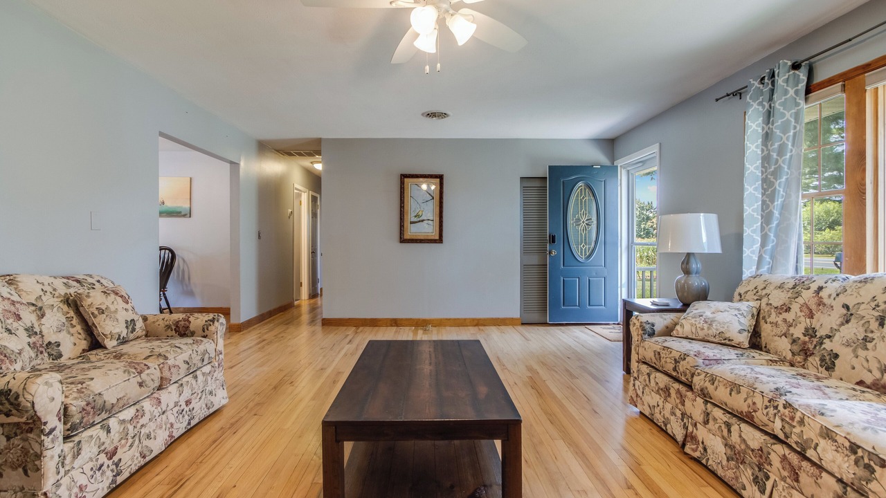 Photo of Livingroom in Harbeson