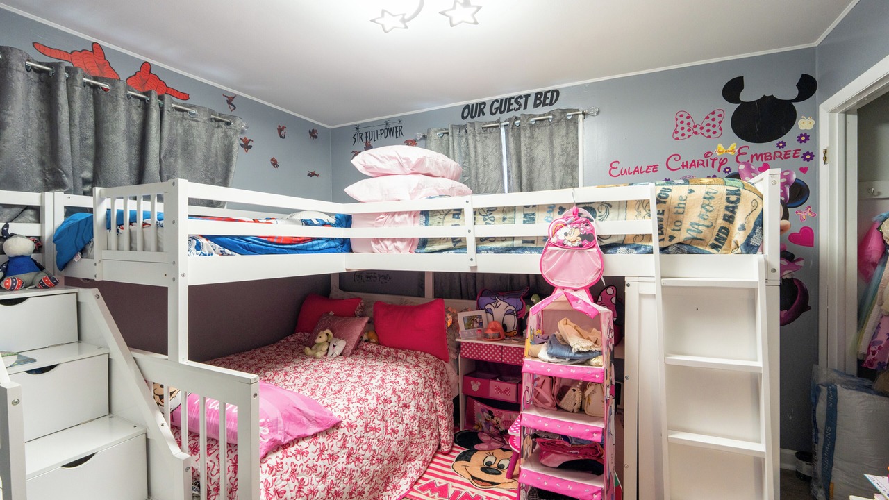 Photo of Bedroom in Aston