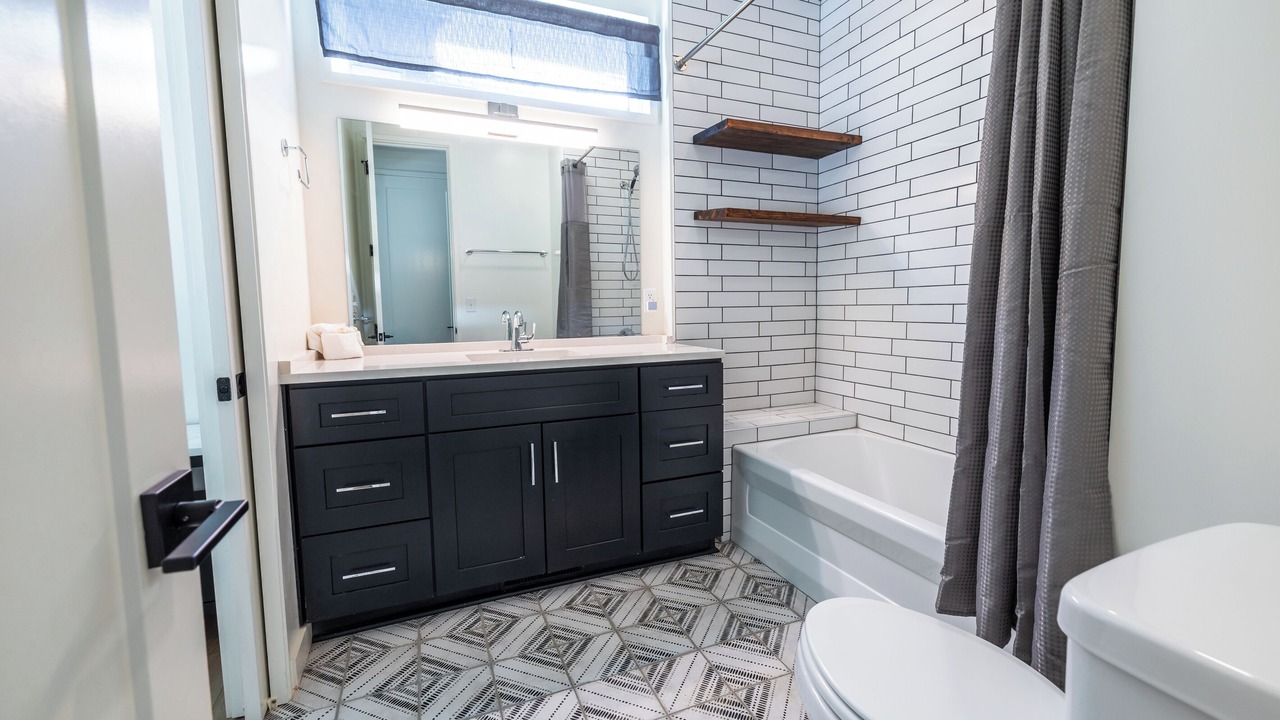 Photo of Bathroom in Tracy City