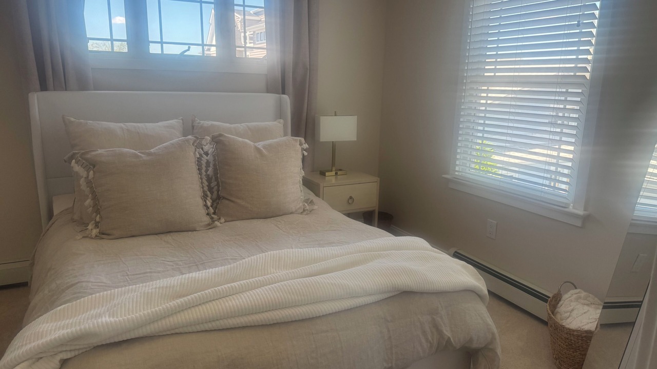 Photo of Bedroom in Gardens