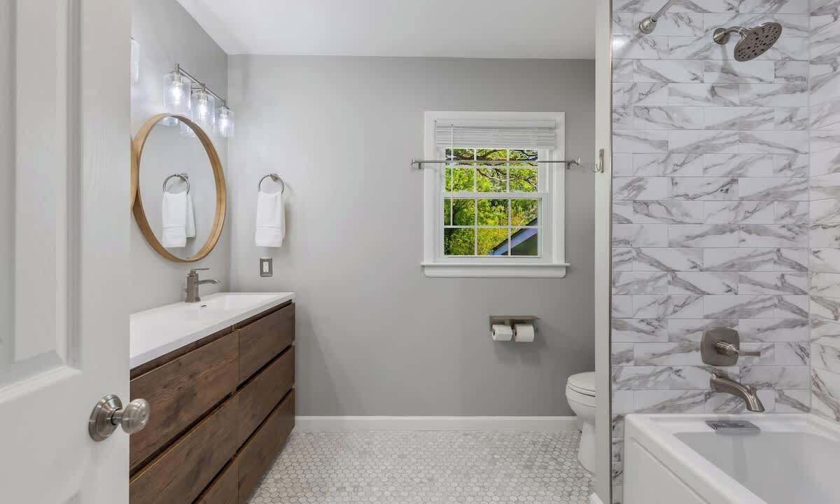 Photo of Bathroom in Leesburg