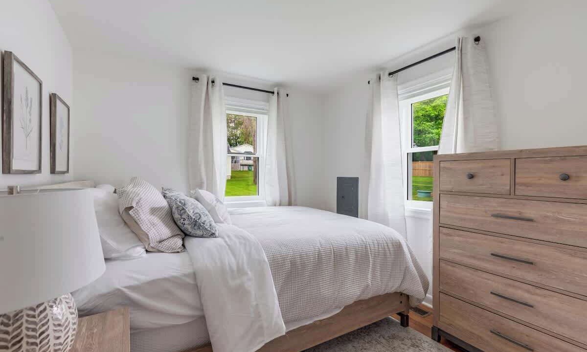 Photo of Bedroom in Leesburg