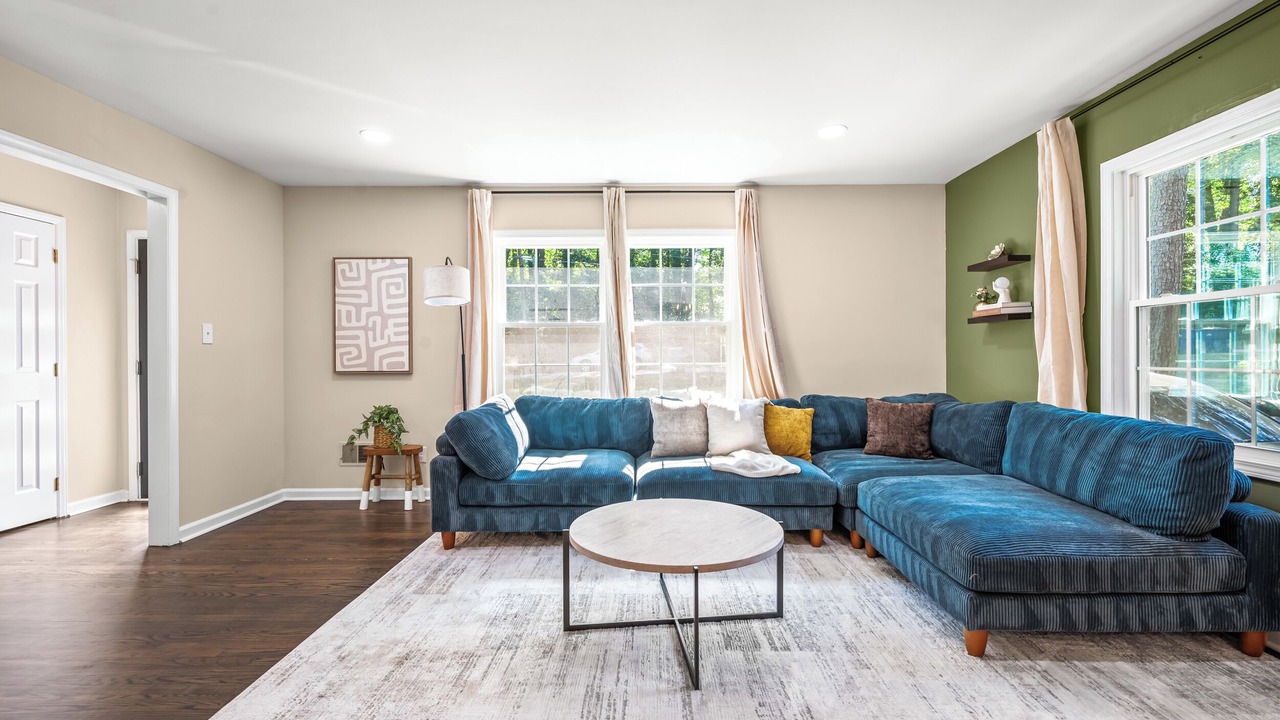 Photo of Livingroom in Northeast Raleigh