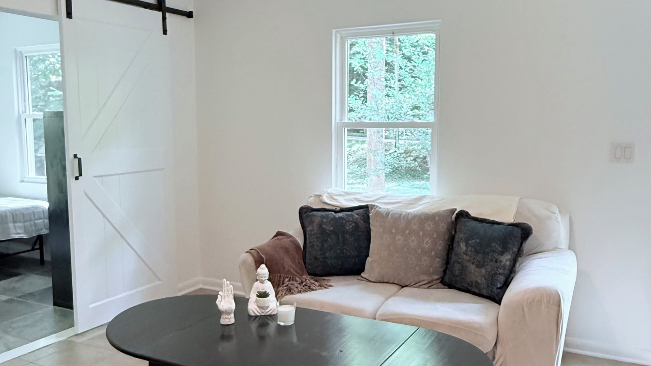Photo of Livingroom in Schuyler