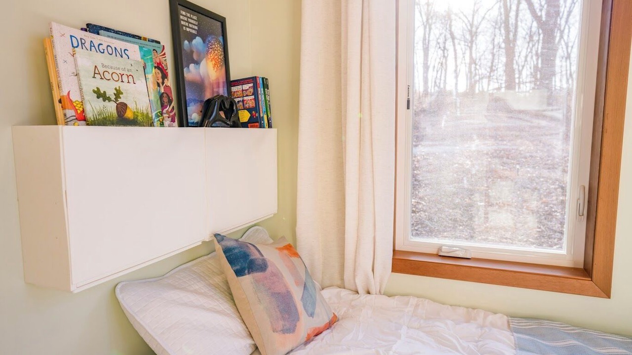 Photo of Bedroom in Guthrie County