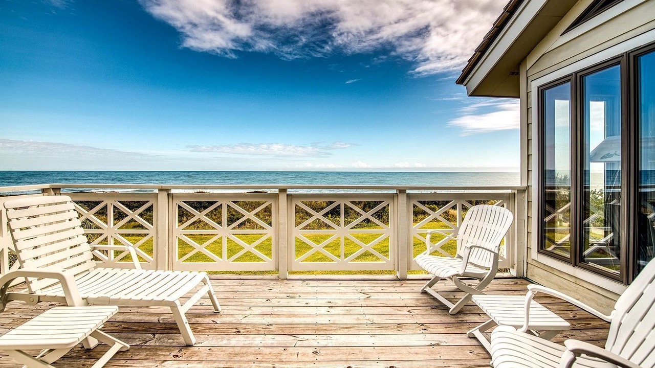 Photo of Patio Balcony in Debordieu Colony