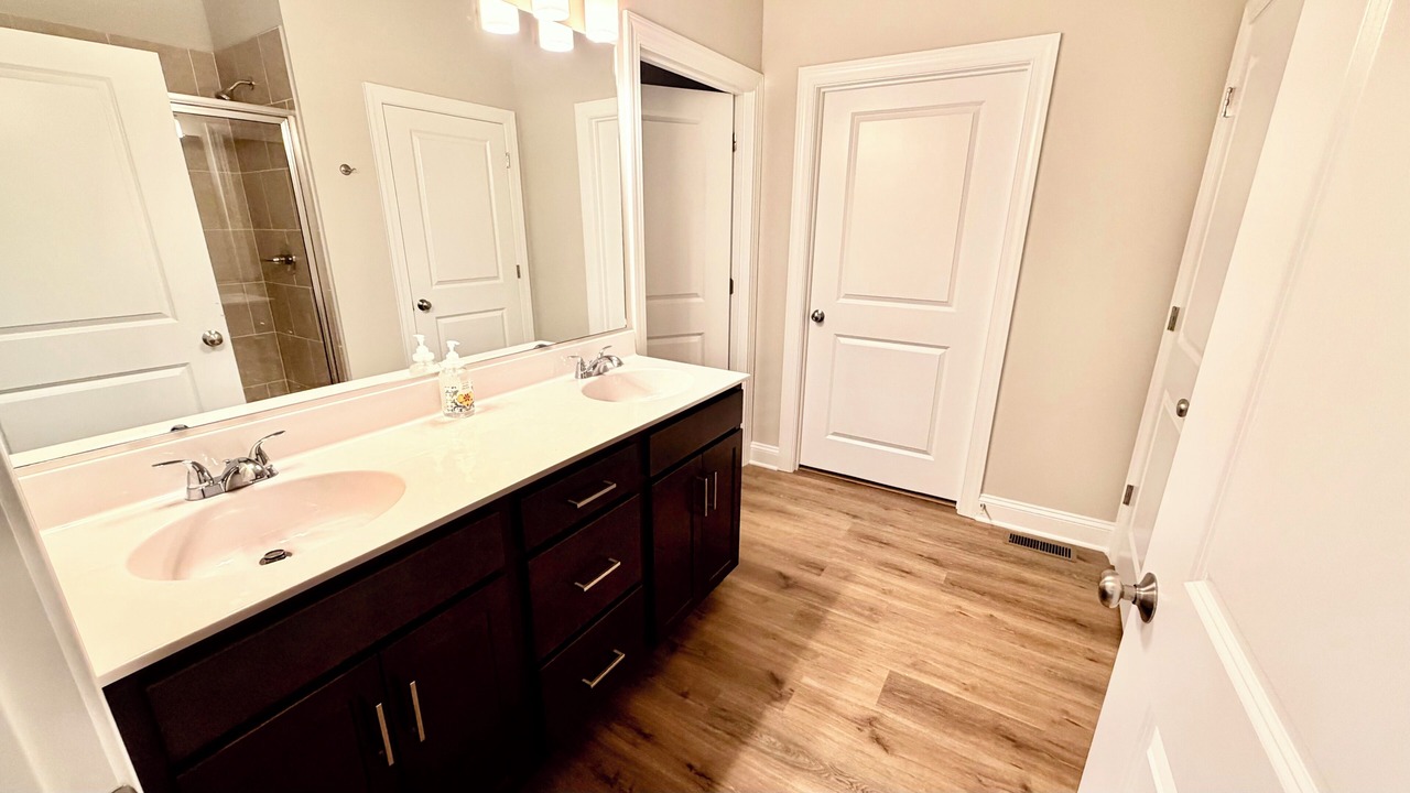Photo of Bathroom in Mineral