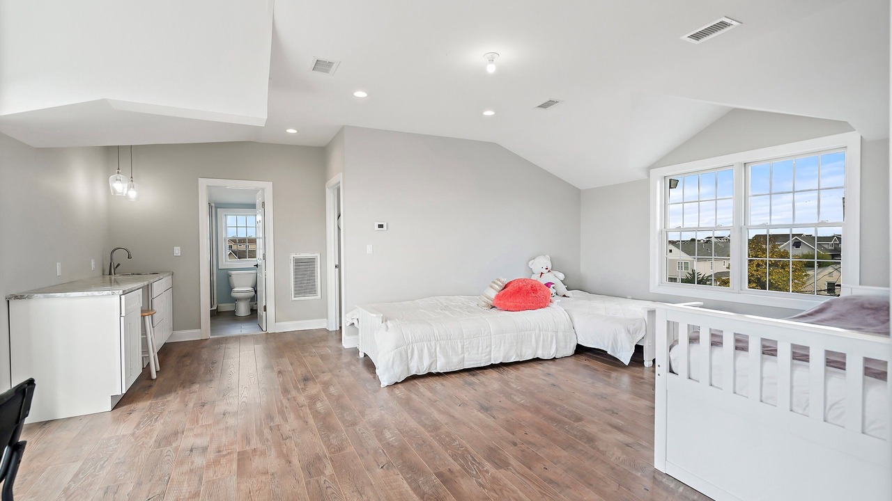 Photo of Bedroom in Ortley Beach