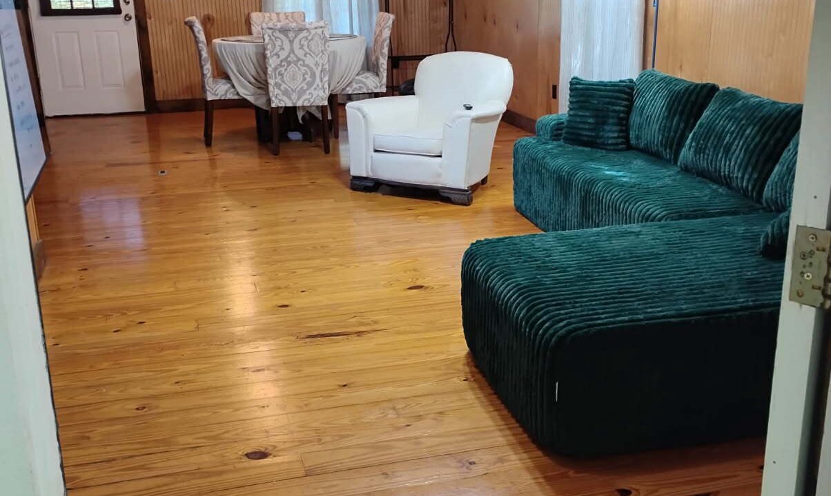 Photo of Livingroom in Piedmont