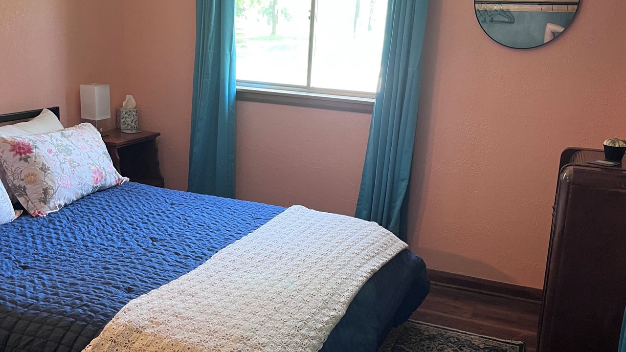 Photo of Bedroom in Gallatin