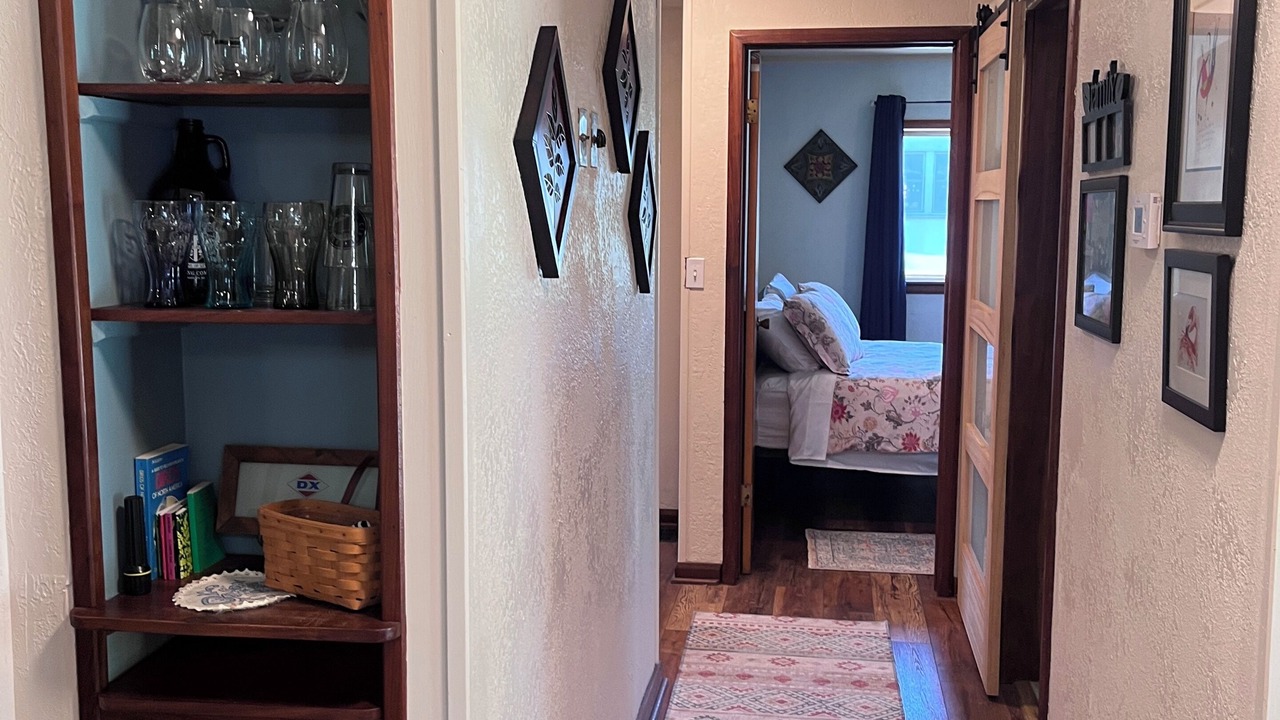 Photo of Bedroom in Gallatin