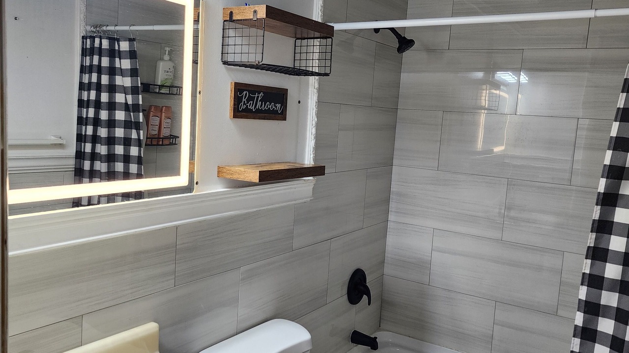 Photo of Bathroom in Irvington