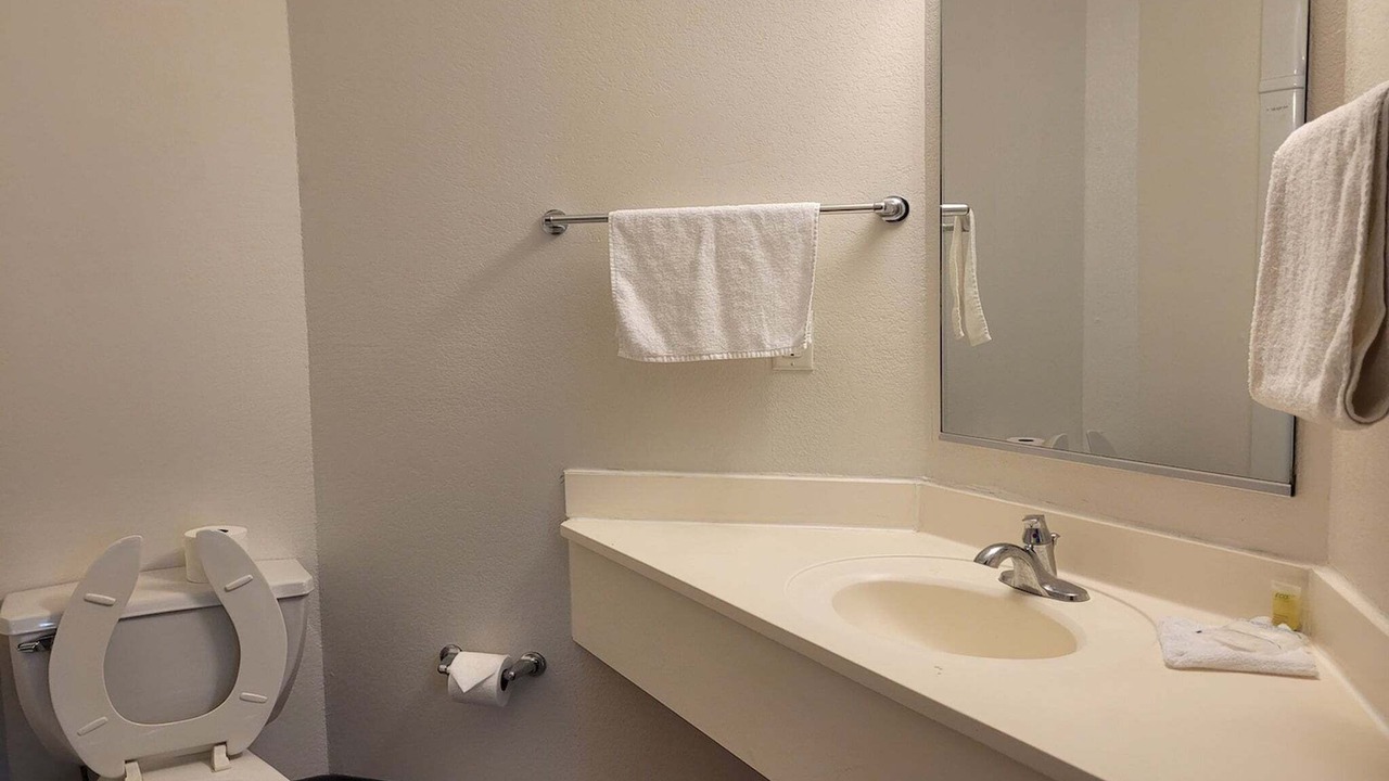 Photo of Bathroom in Minonk