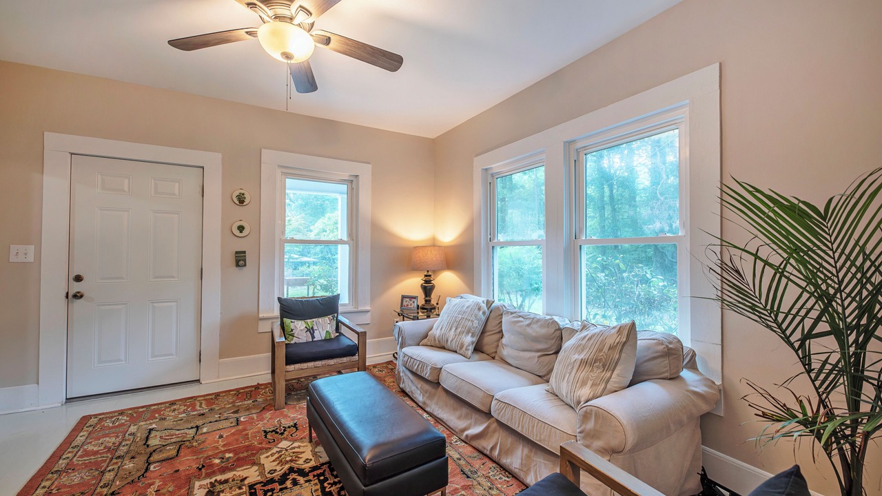 Photo of Livingroom in Alexander City