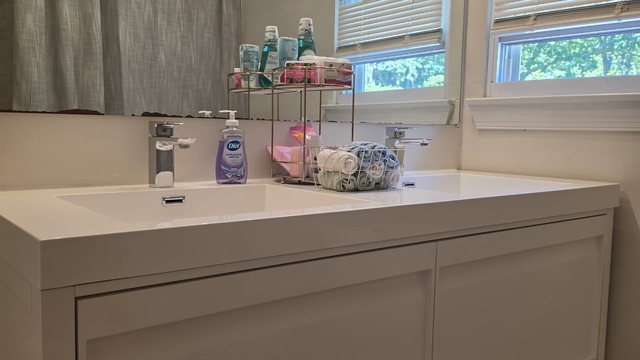 Photo of Bathroom in Chesilhurst