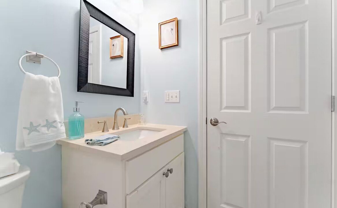Photo of Bathroom in Beach Haven West