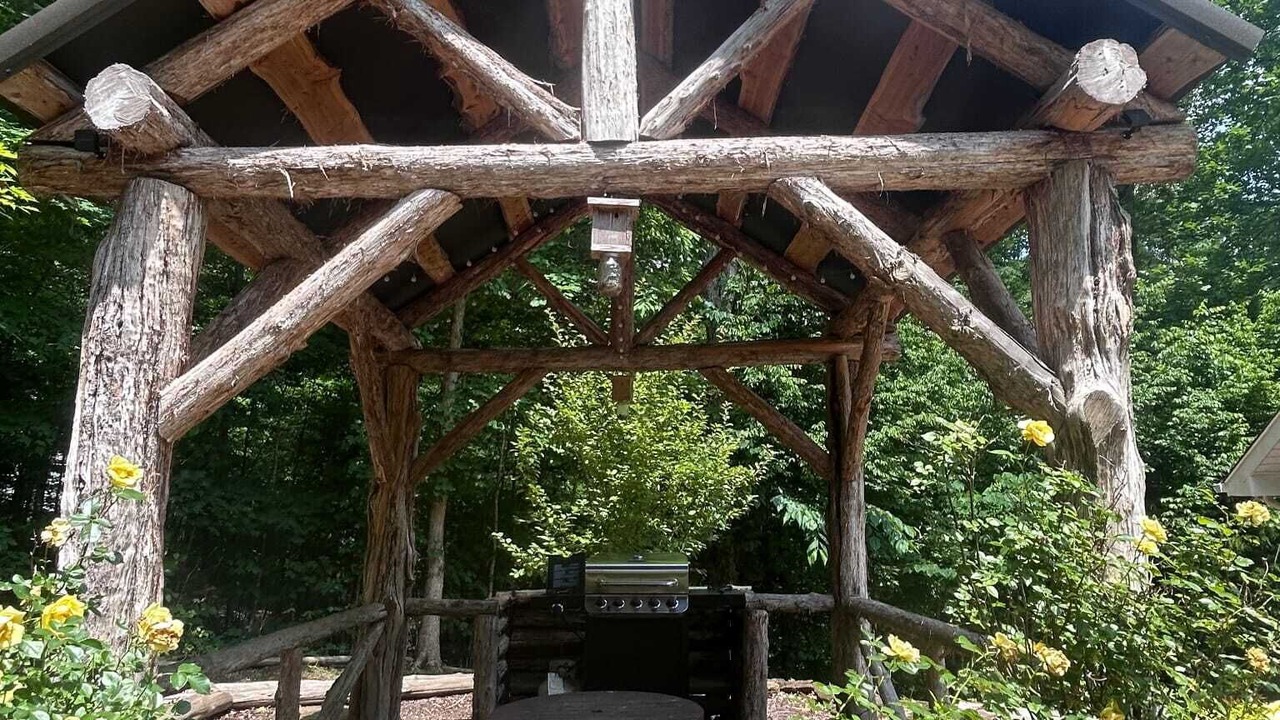 Photo of Outdoor in Madisonville