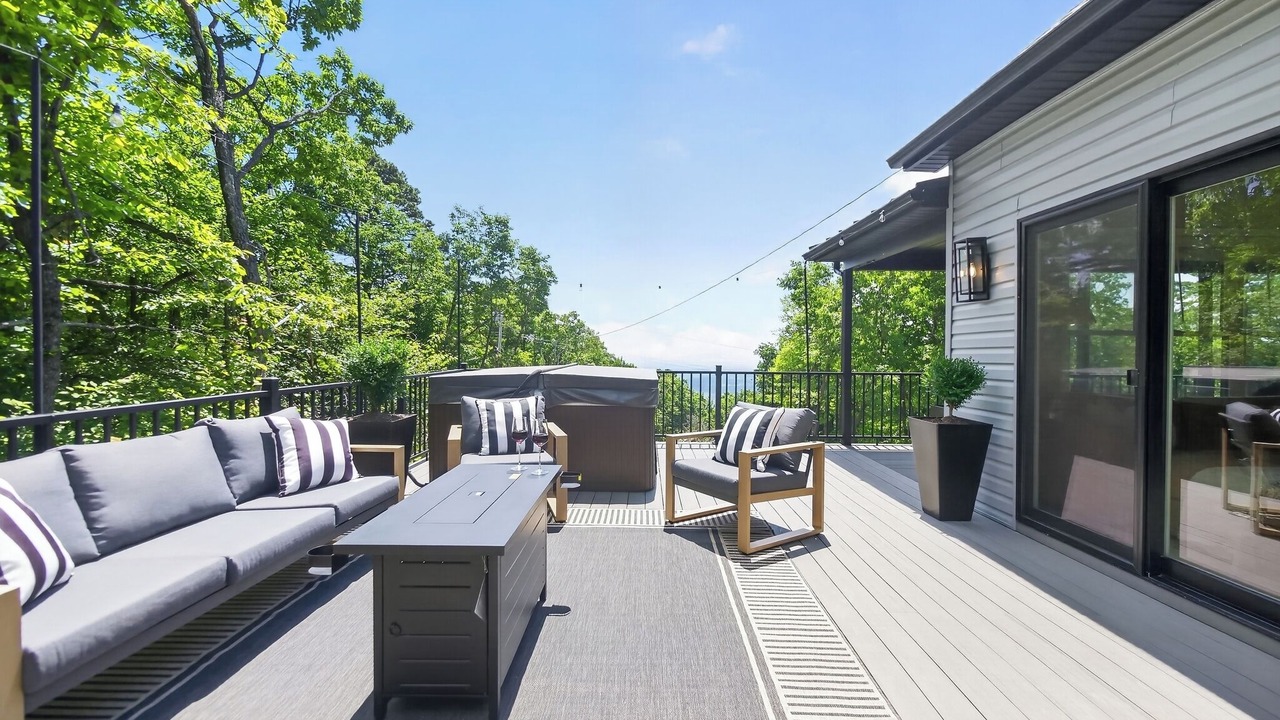 Photo of Patio Balcony in Winchester