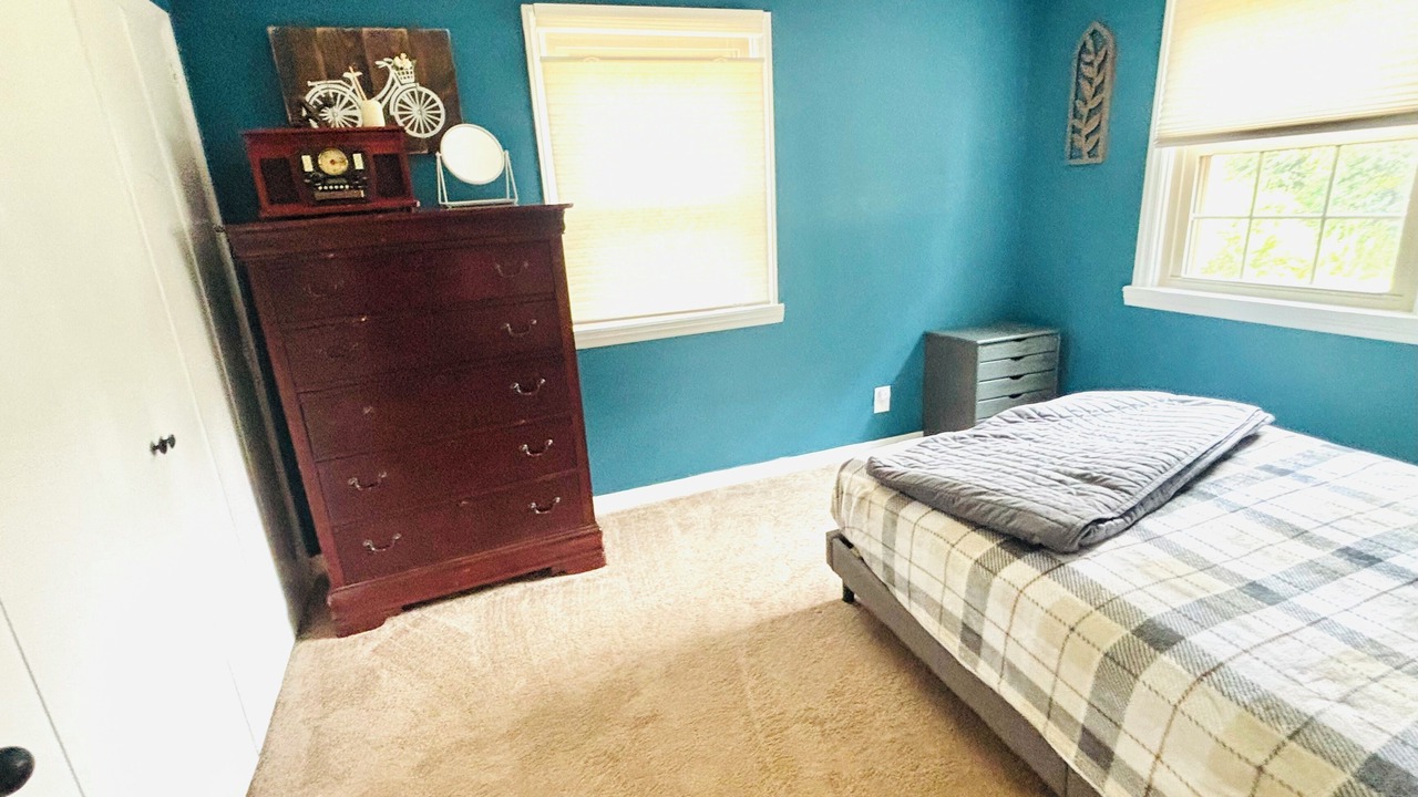 Photo of Bedroom in Newport