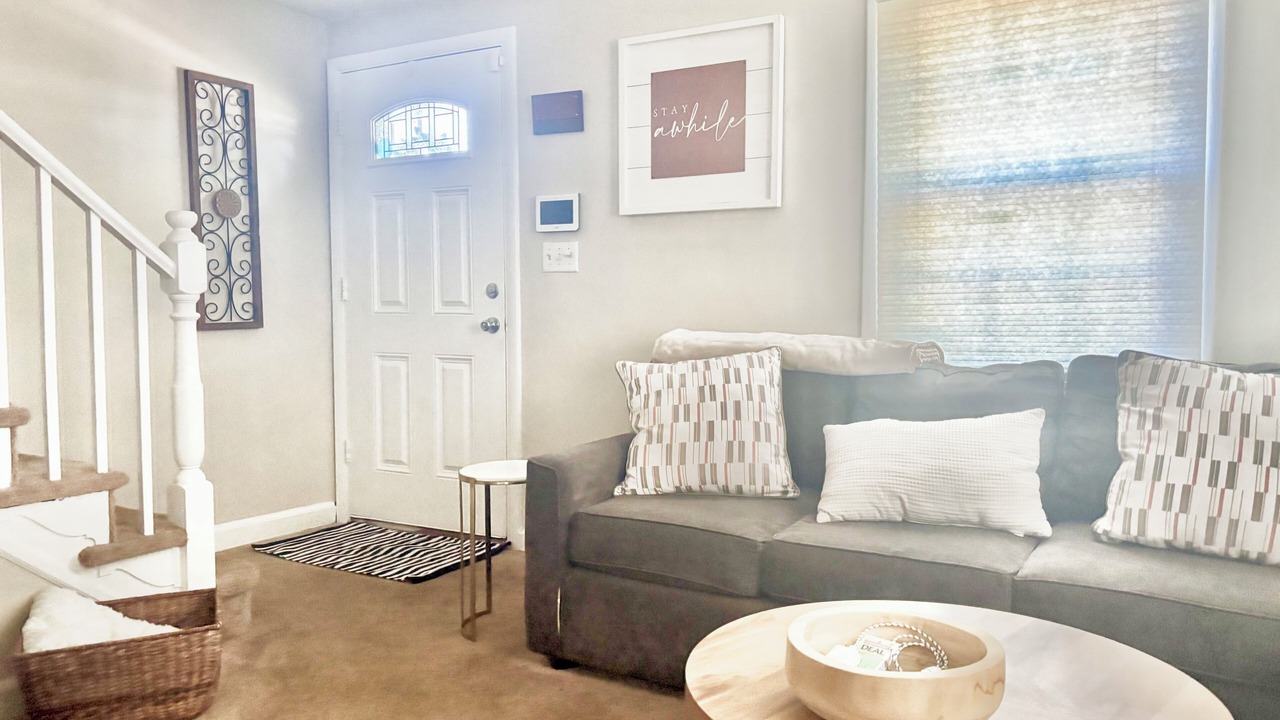 Photo of Livingroom in Newport