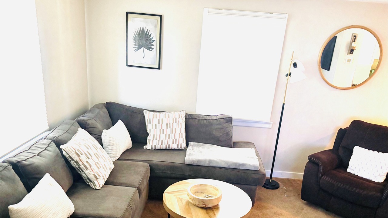 Photo of Livingroom in Newport