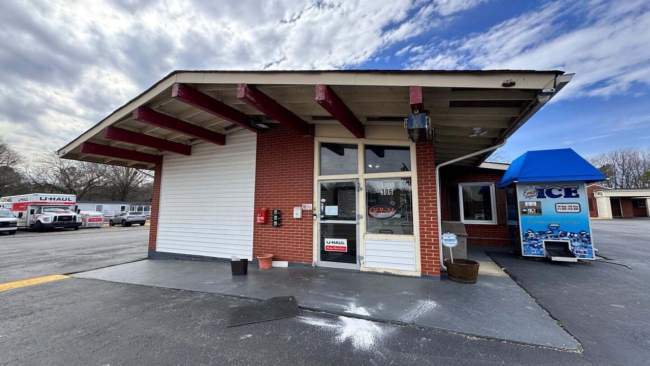 Photo of Outdoor in Ashland