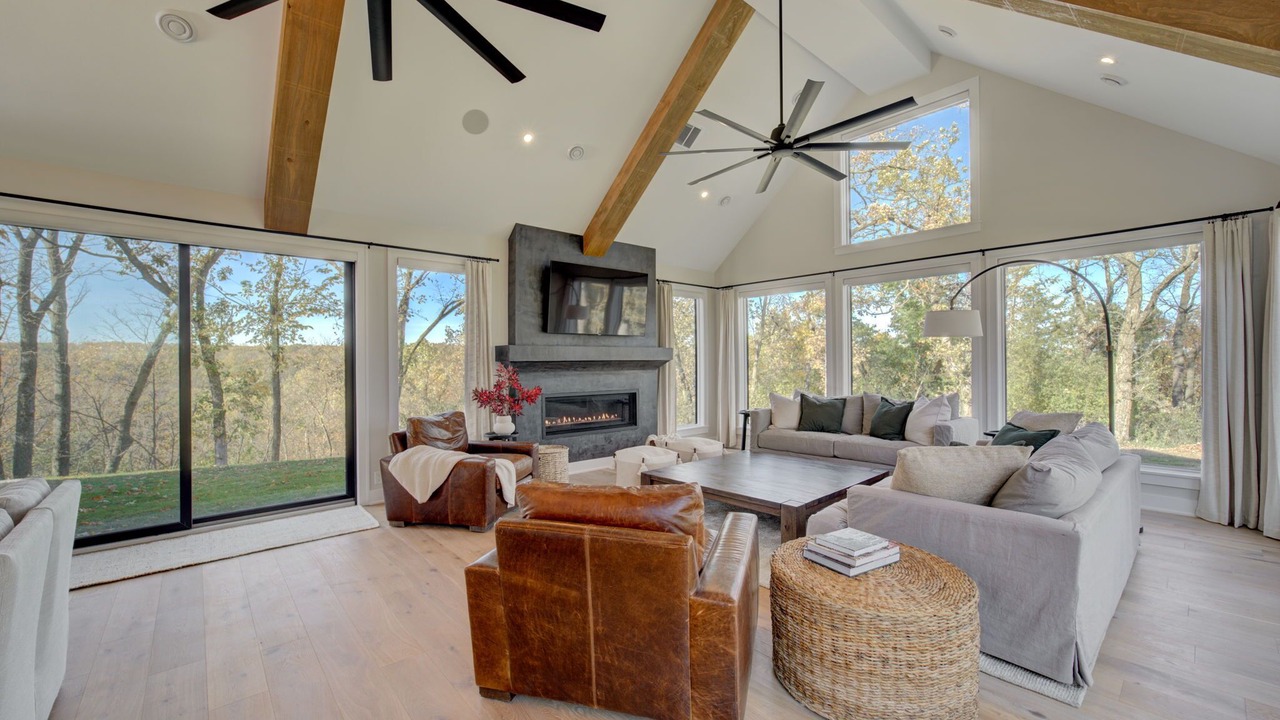 Photo of Livingroom in Cascade Township