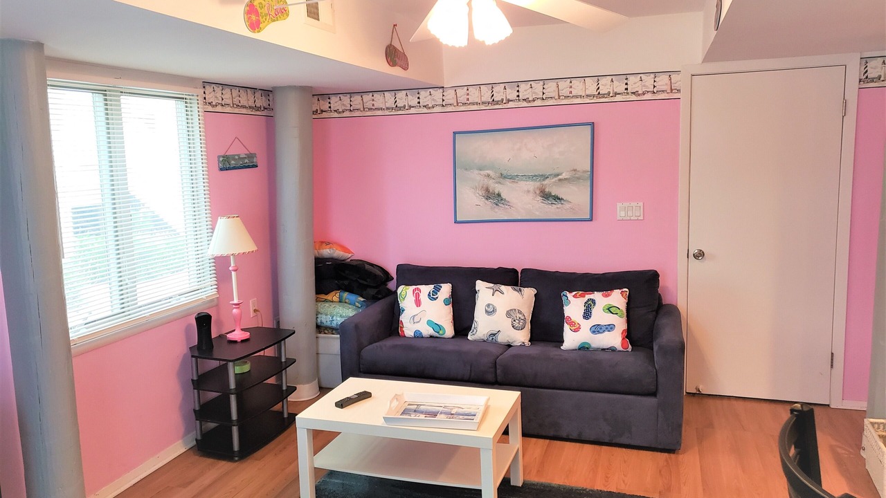 Photo of Livingroom in Ship Bottom