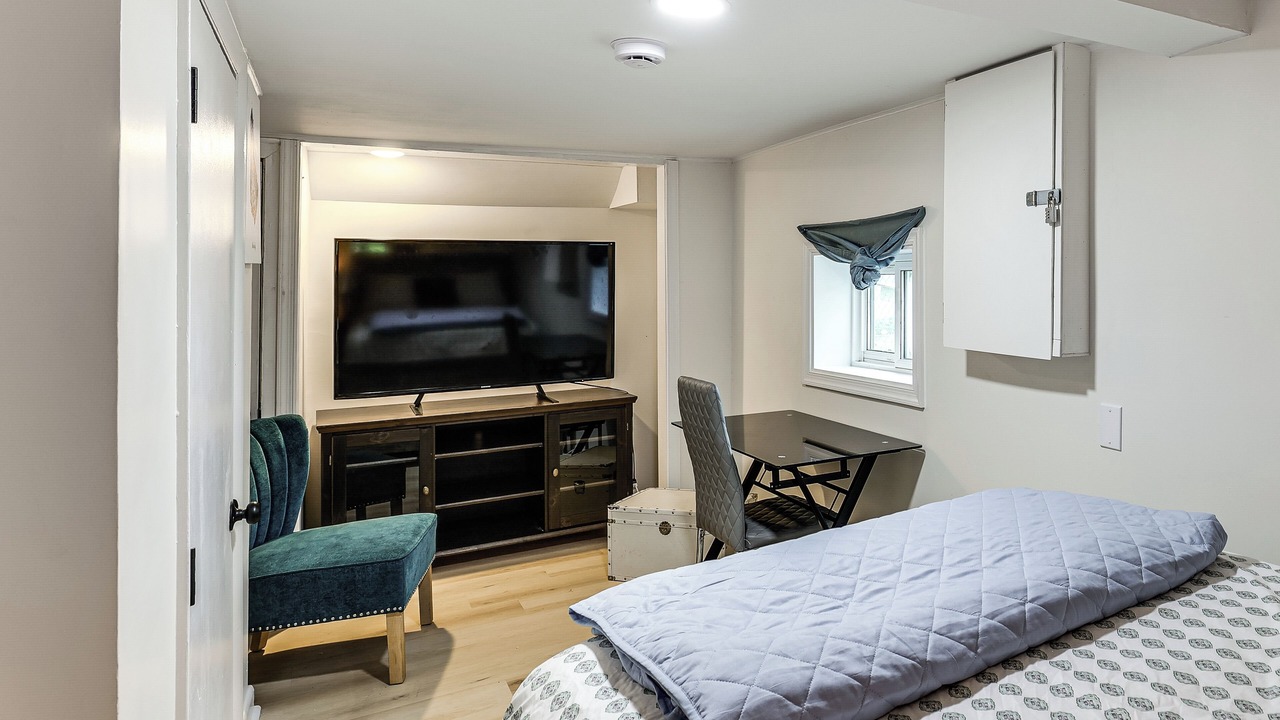 Photo of Bedroom in Marley