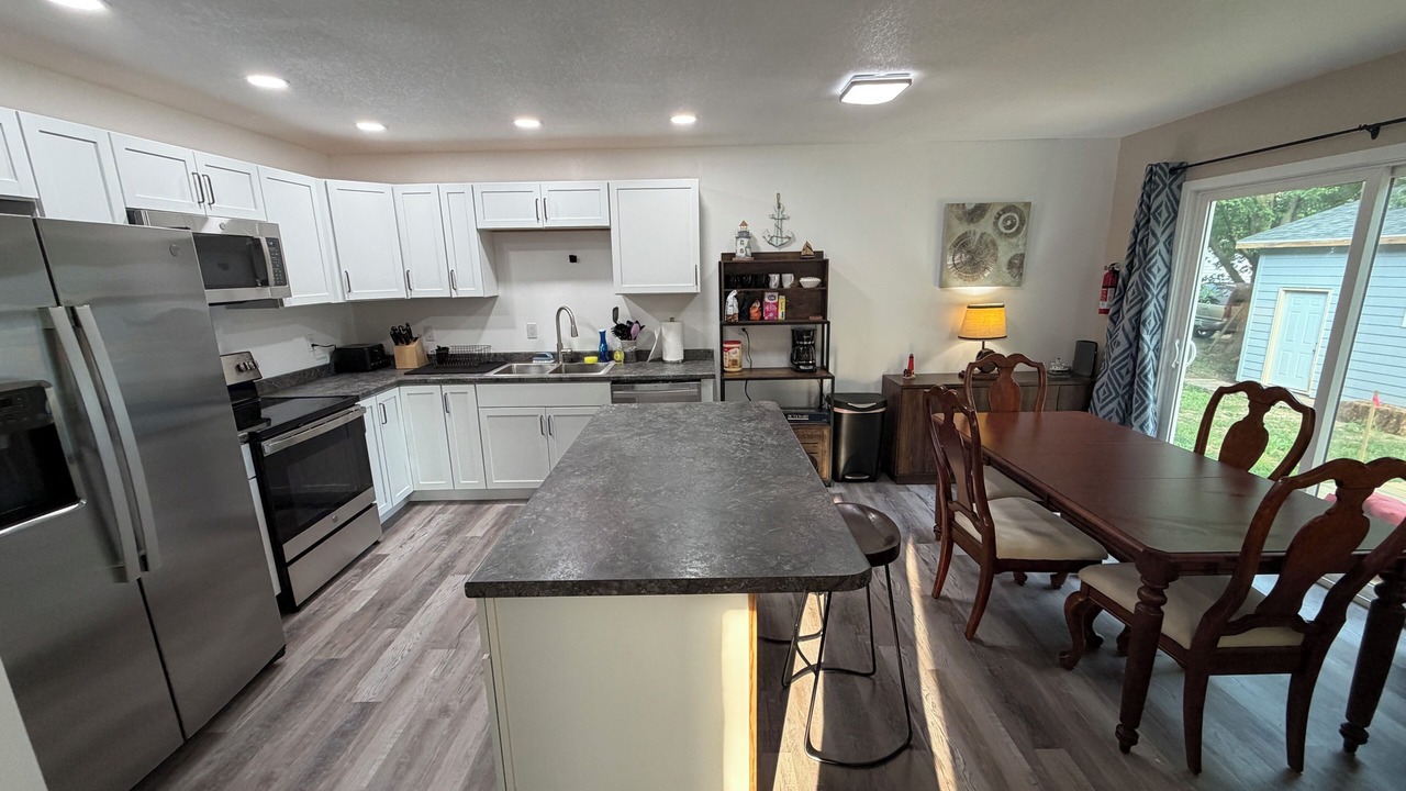 Photo of Kitchen in Lake View