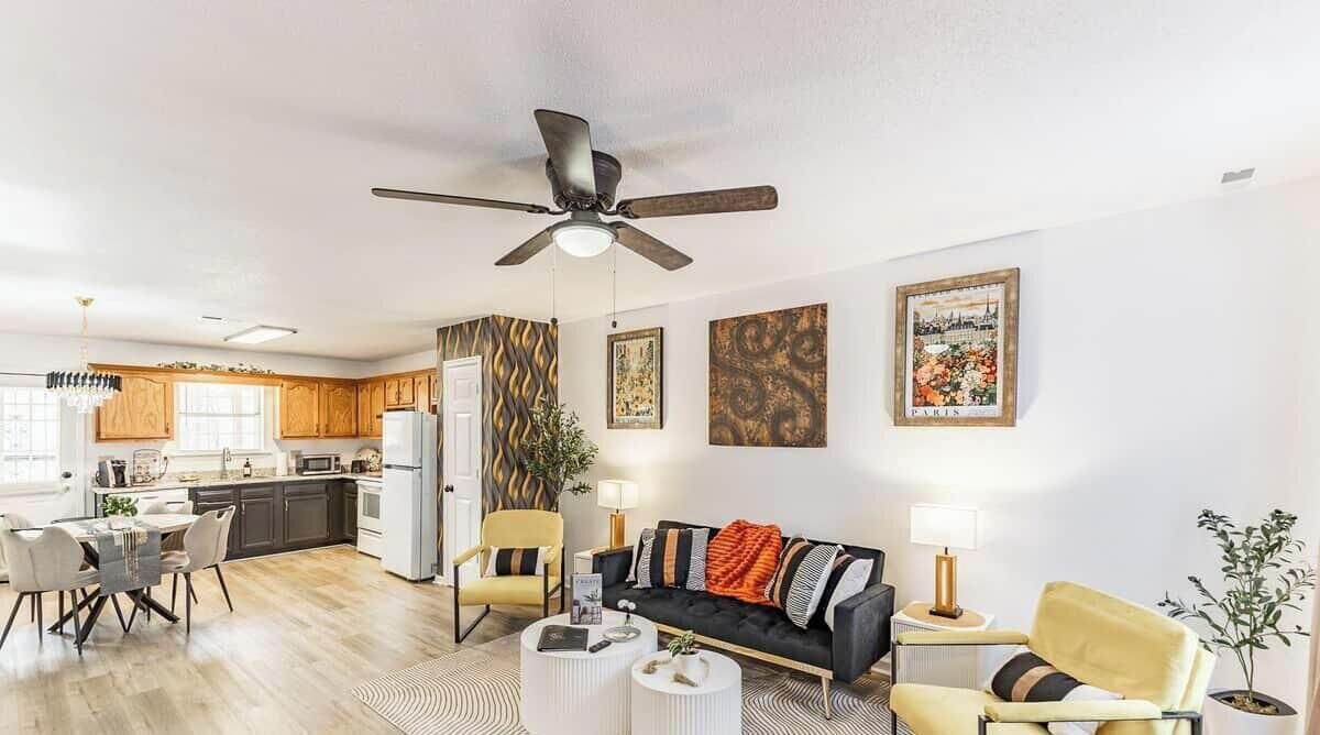 Photo of Livingroom in Decatur