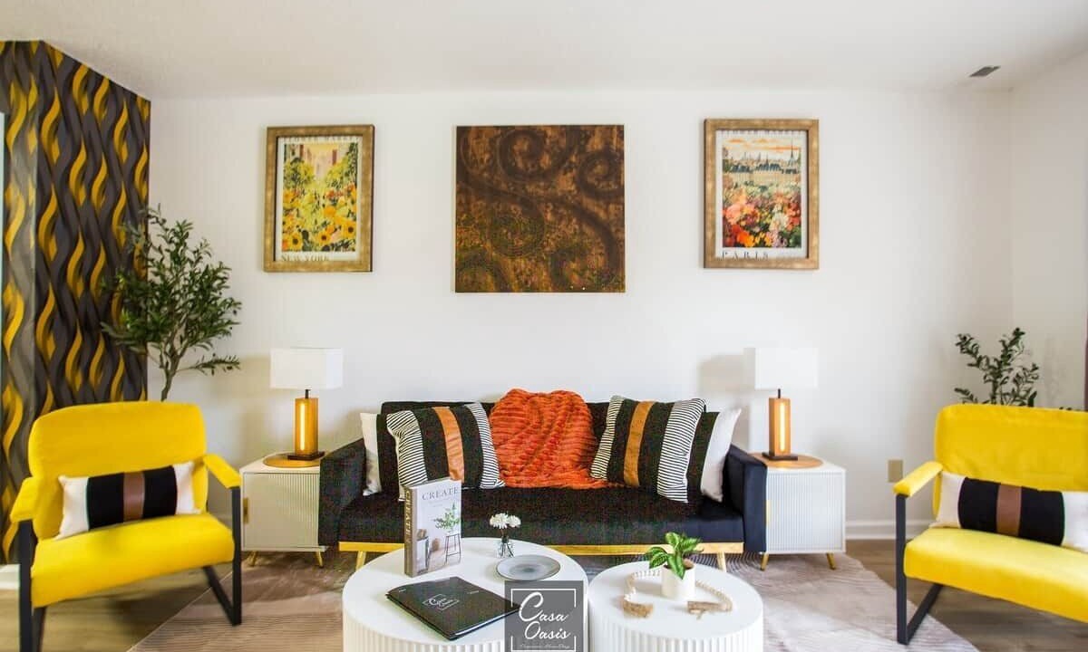 Photo of Livingroom in Decatur