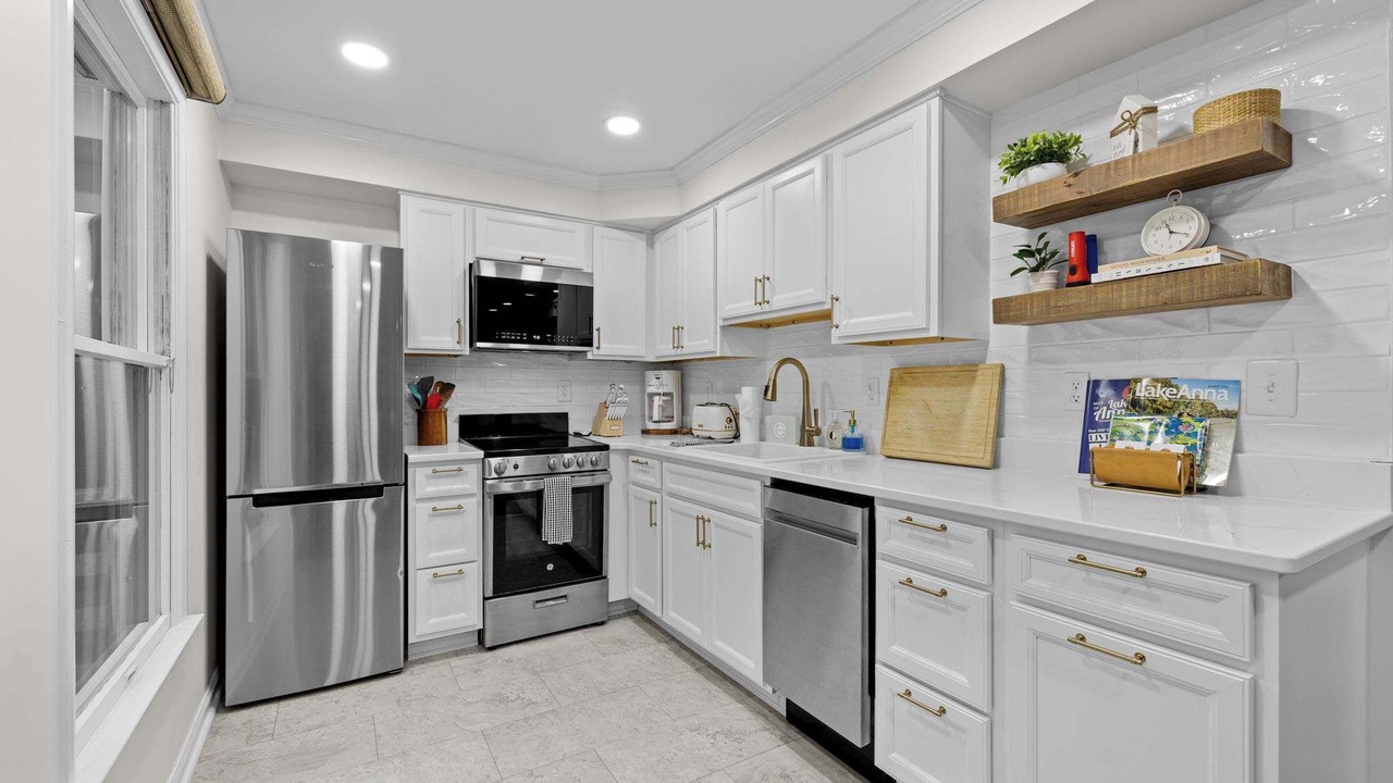 Photo of Kitchen in Blue Water