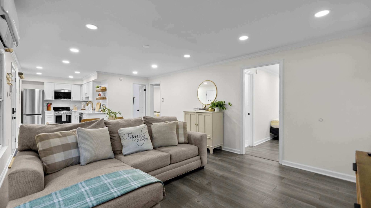 Photo of Livingroom in Blue Water