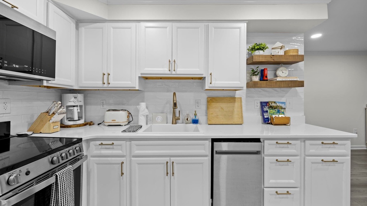 Photo of Kitchen in Blue Water